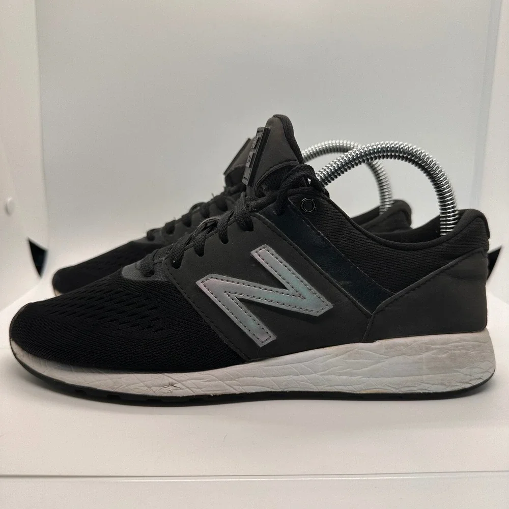 New Balance 24 v1 Black Running Shoes Sneakers Lightweight Size 7.5 Woman/ 6 Men
